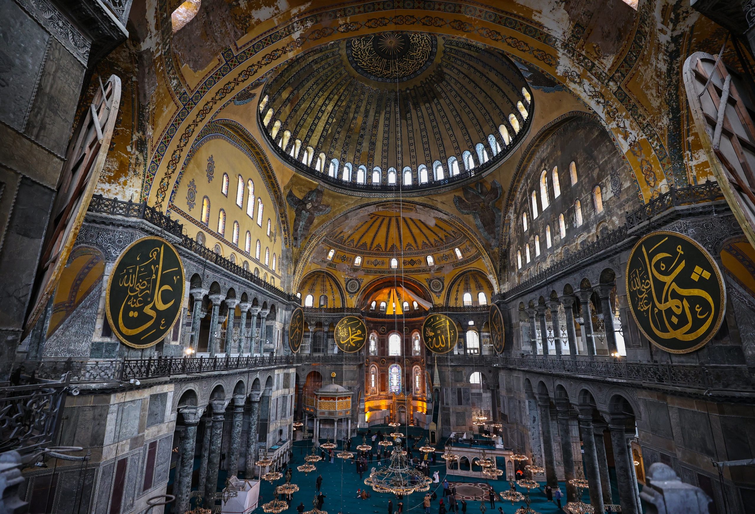 Experts warn Istanbul's iconic Hagia Sophia at risk as ancient gate ...